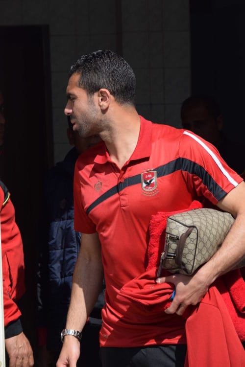 أحمد فتحي يغيب عن صفوف الأهلي في لقاء تاون شيب .. ويضع الأهلي في ورطة كبيرة