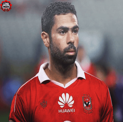 أحمد فتحي يتلقي عرضا خياليا من نادي الأهرام .. تعرف علي موقف الأهلي
