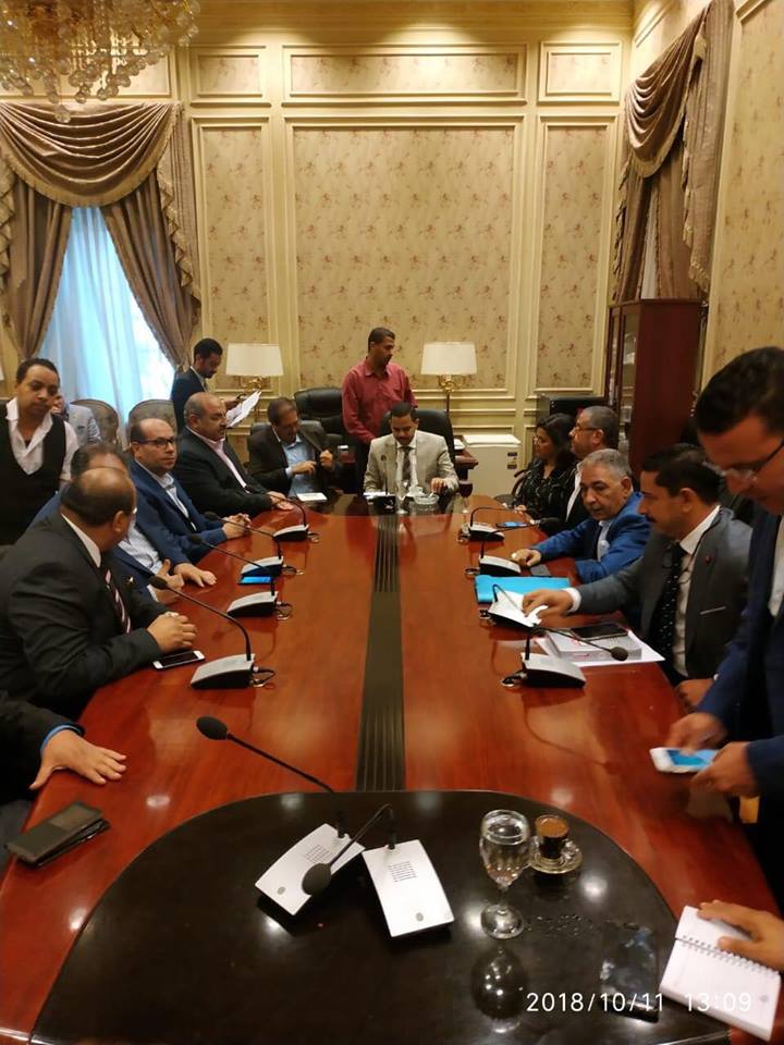 اللجنة الأولمبية تطالب حازم إمام بالإستقالة من منصبه بسبب رئيس الزمالك