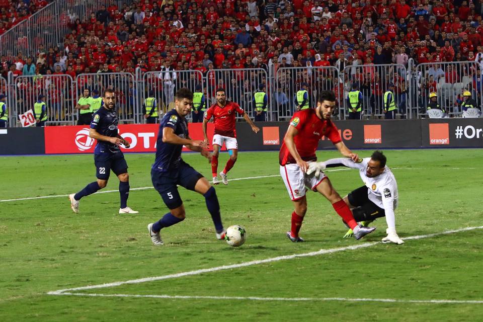 أخبار الأهلي : ميدو يسخر من خسارة الأهلي..والأحمر يربح 22 مليون جنيه رغم الهزيمة