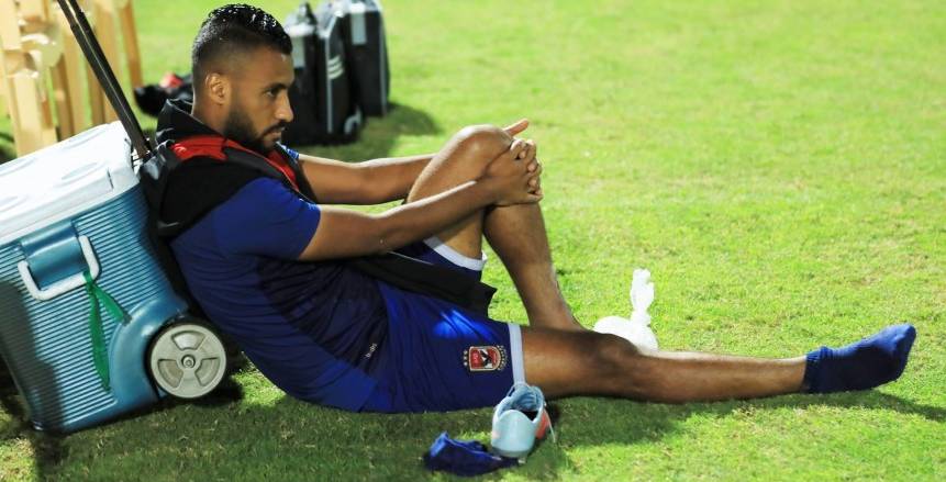 الأهلي نيوز : الأهلي يفرض عقوبة كبيرة علي حسام عاشور ومحمد الشناوي