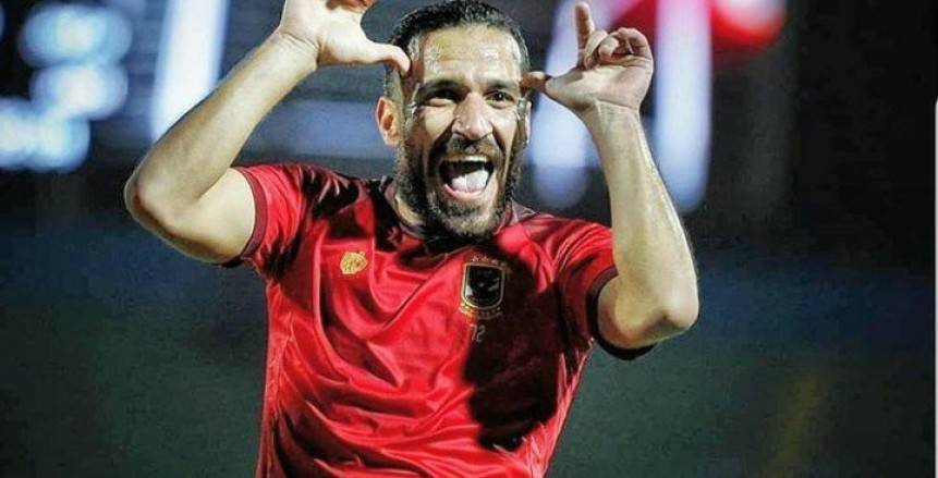 الأهلي اليوم : علي معلول خاطف قلوب جماهير الأهلي مثال حي لروح الأهلي