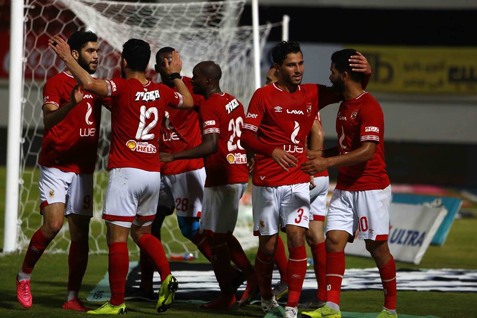 أخبار الأهلي : الأهلي يرد بقوة علي أنباء تمرد نجم الفريق .. وجمعة يتمسك بالزمالك