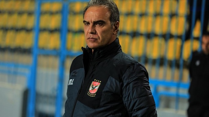 أخبار الأهلي : لاسارتي يفتح النار على مجلس الأهلي : يسيرون خلف السوشيال ميديا