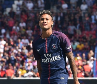 المدير الرياضي لنادي برشلونة يكشف عن مفاوضات عودة نيمار:نعم اللاعب اقرب لنا