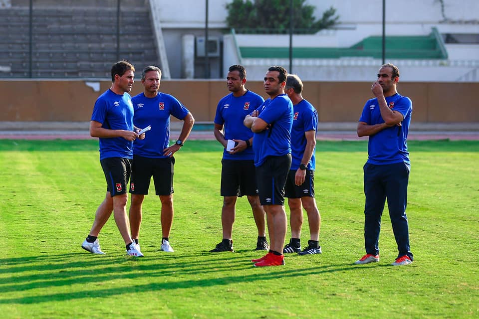 الأهلي نيوز : الأزمة تتصاعد..عبد الحفيظ يبلغ فايلر ولاعبي الأهلي بعدم خوض لقاء الجونة