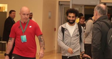 محمد صلاح يرافقة حارس خاص تابع لنادي ليفربول في قطر