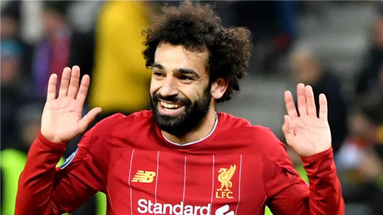 يويفا تعلن صلاح يرافقه ثنائي عربي بالتشكيل المثالي لدور مجموعات دوري الأبطال