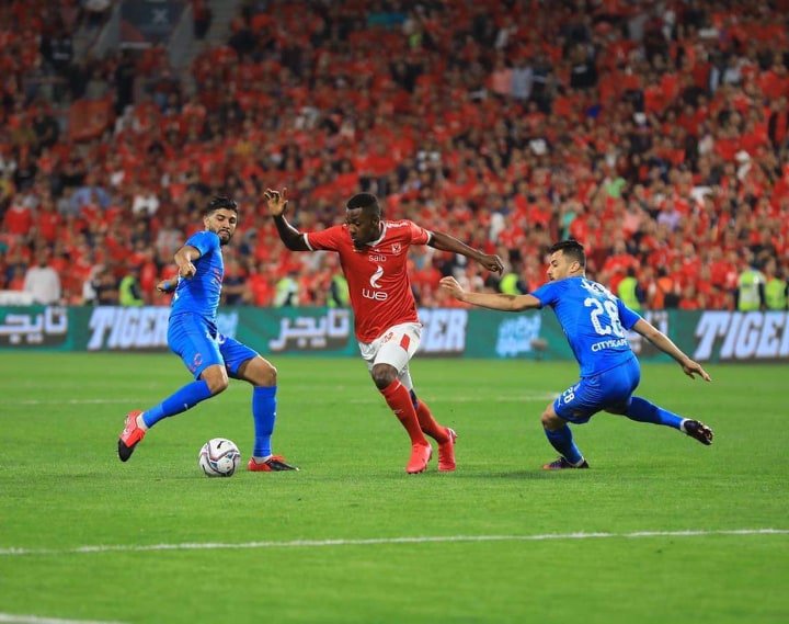 الأهلي نيوز : سببان يمنعنان ظهير الزمالك من الإنتقال للنادي الأهلي فى الصيف