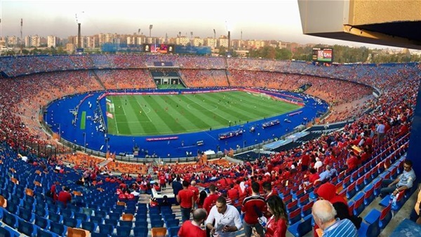 كاف يكشف موقف استاد القاهرة من استضافة نهائي دوري أبطال إفريقيا