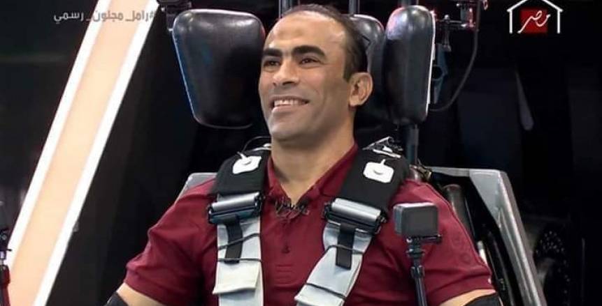 أخبار الأهلي : فيديو..تحدث عن كهربا وجمعه وزرع الشعر ملخص تصريحات عبد الحفيظ مع رامز