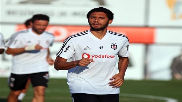 وكيل النني يرد على شائعة تهرب اللاعب من الانضمام لمنتخب مصر