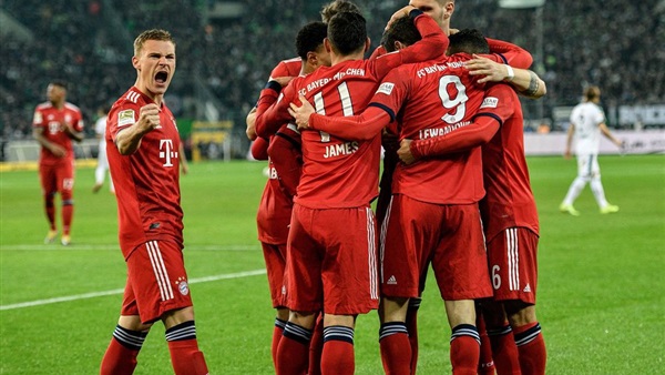 بايرن ميونخ يتوج بلقب الدوري الألماني للمرة الثامنة على التوالي (فيديو)