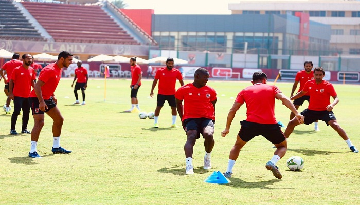 الأهلي نيوز : الأهلي يُعلن أول الغائبين عن ودية سموحة .. وعودة المهاجم الأسمر