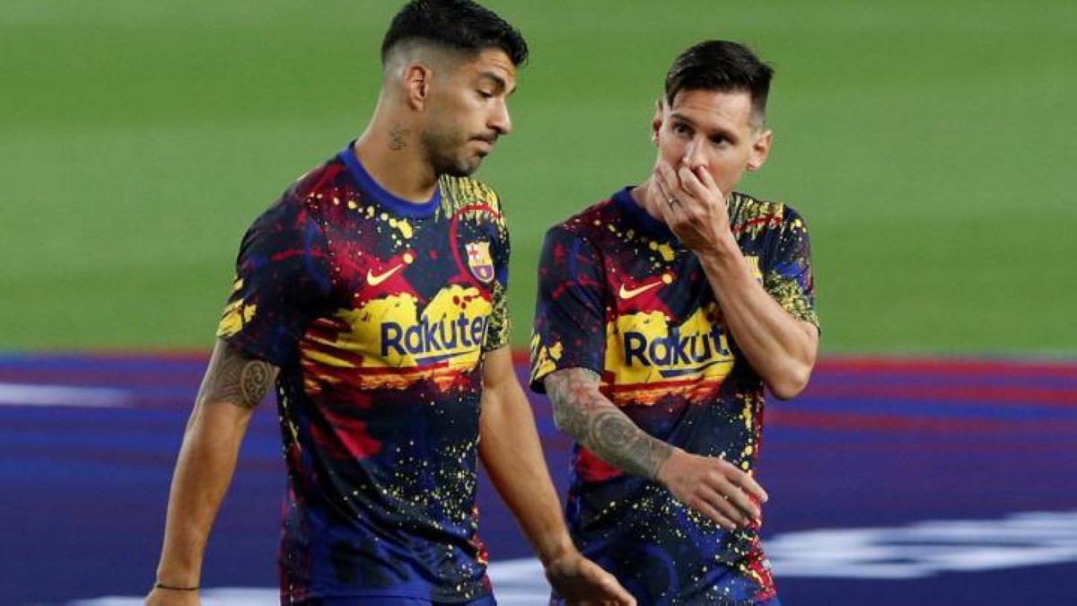 ميسي يتناول العشاء مع سواريز في برشلونة .. فماذا يخططان؟!(فيديو)