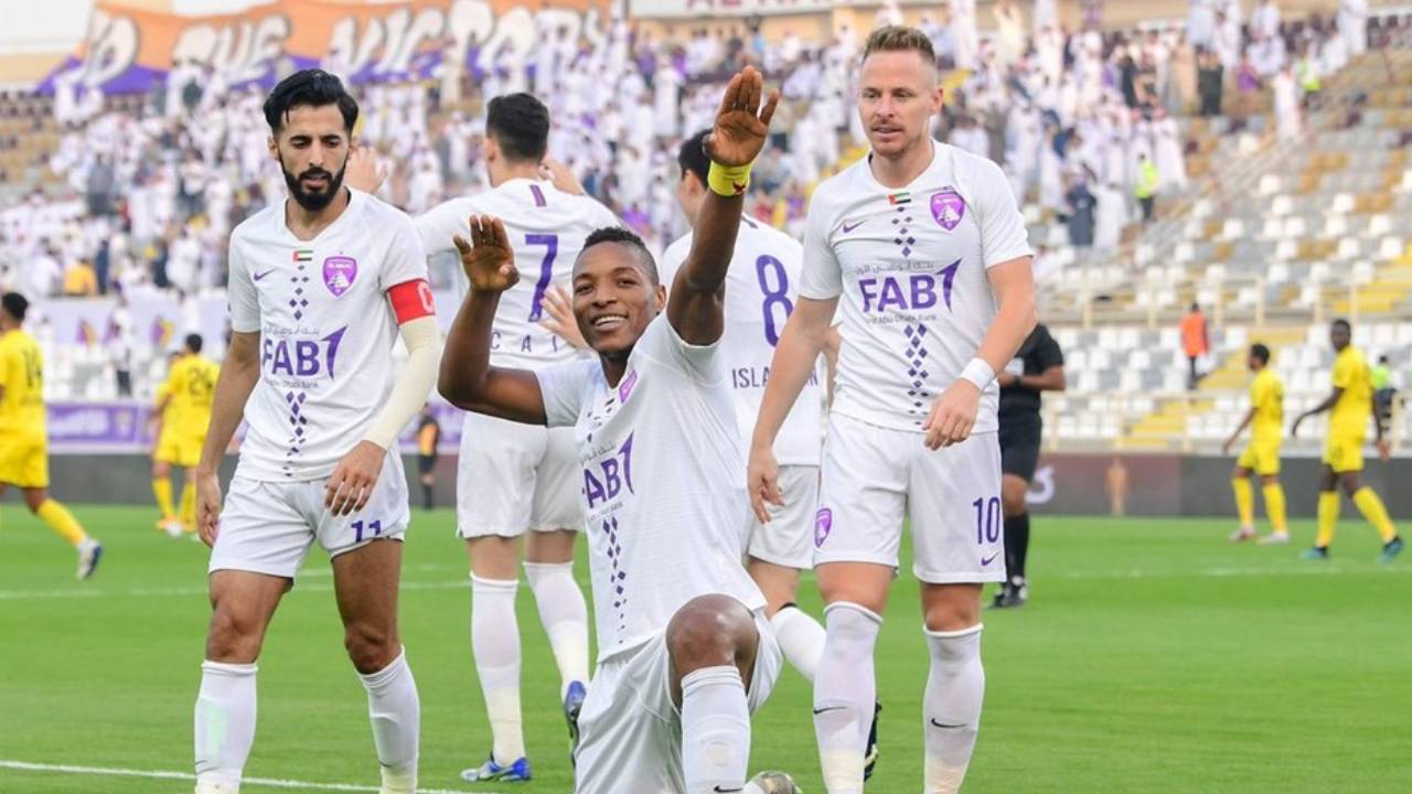 العين يكتسح الفجيرة بثلاثية ويعود للمنافسة على لقب دوري الخليج العربي(فيديو)