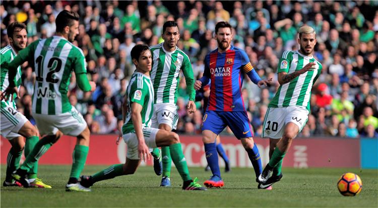 برشلونة يبحث عن الفوز السادس على التوالى بالليجا أمام ريال بيتيس