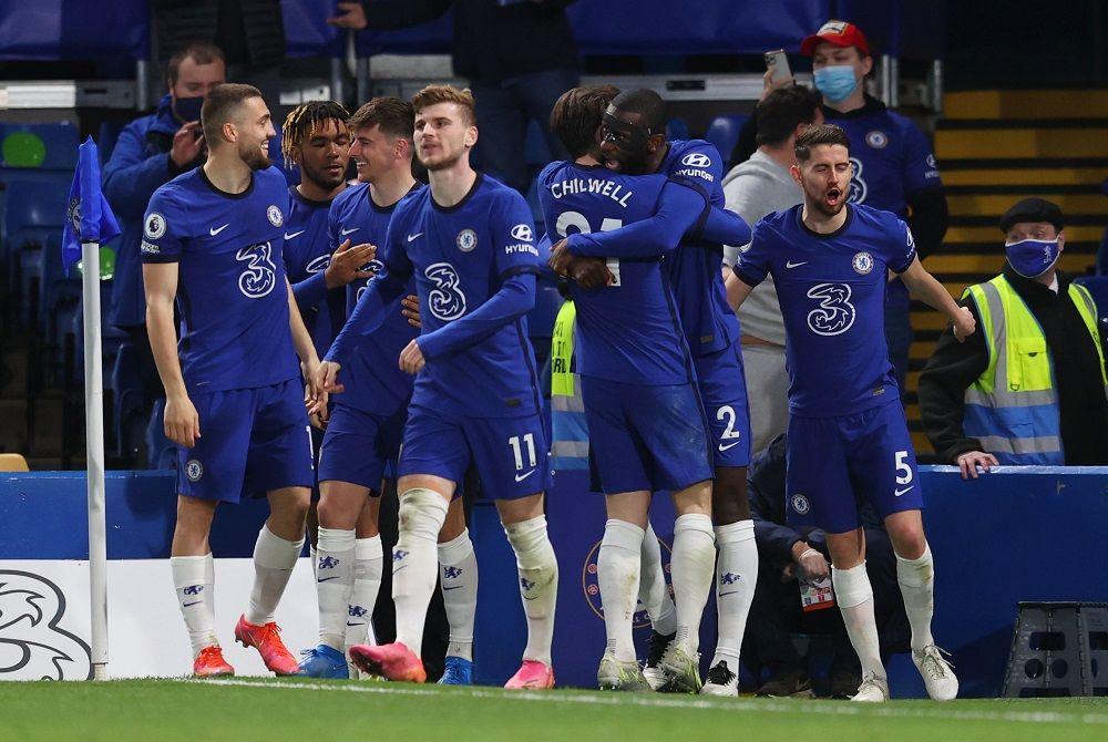 ما مصير نادي تشيلسي بعد فرض عقوبات على مالكه أبراموفيتش