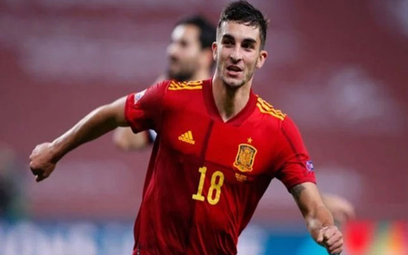 إسبانيا تستعرض عضلاتها على ليتوانيا تحضيراً ليورو 2020 (فيديو)