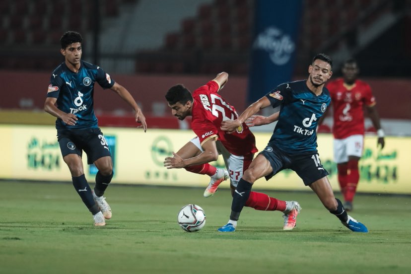 أخبار الأهلي : الأهلي يرد على أنباء انتقال ثنائي الفريق الى بيراميدز