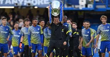 تشيلسي يقدم كأس دوري أبطال أوروبا قبل مواجهة توتنهام وديًا