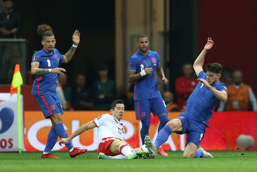 بولندا تجبر منتخب إنجلترا علي تعادل قاتل فى تصفيات كأس العالم (فيديو)