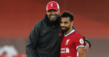 كلوب يُعلق على “ليزر” محمد صلاح وموقفه من ماني