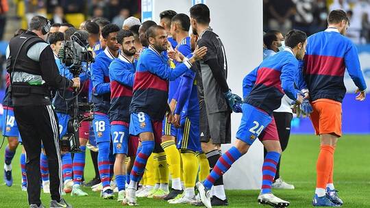 أول تحرك رسمي من برشلونة اعتراضا على التحكيم في مباراة الإنتر ..