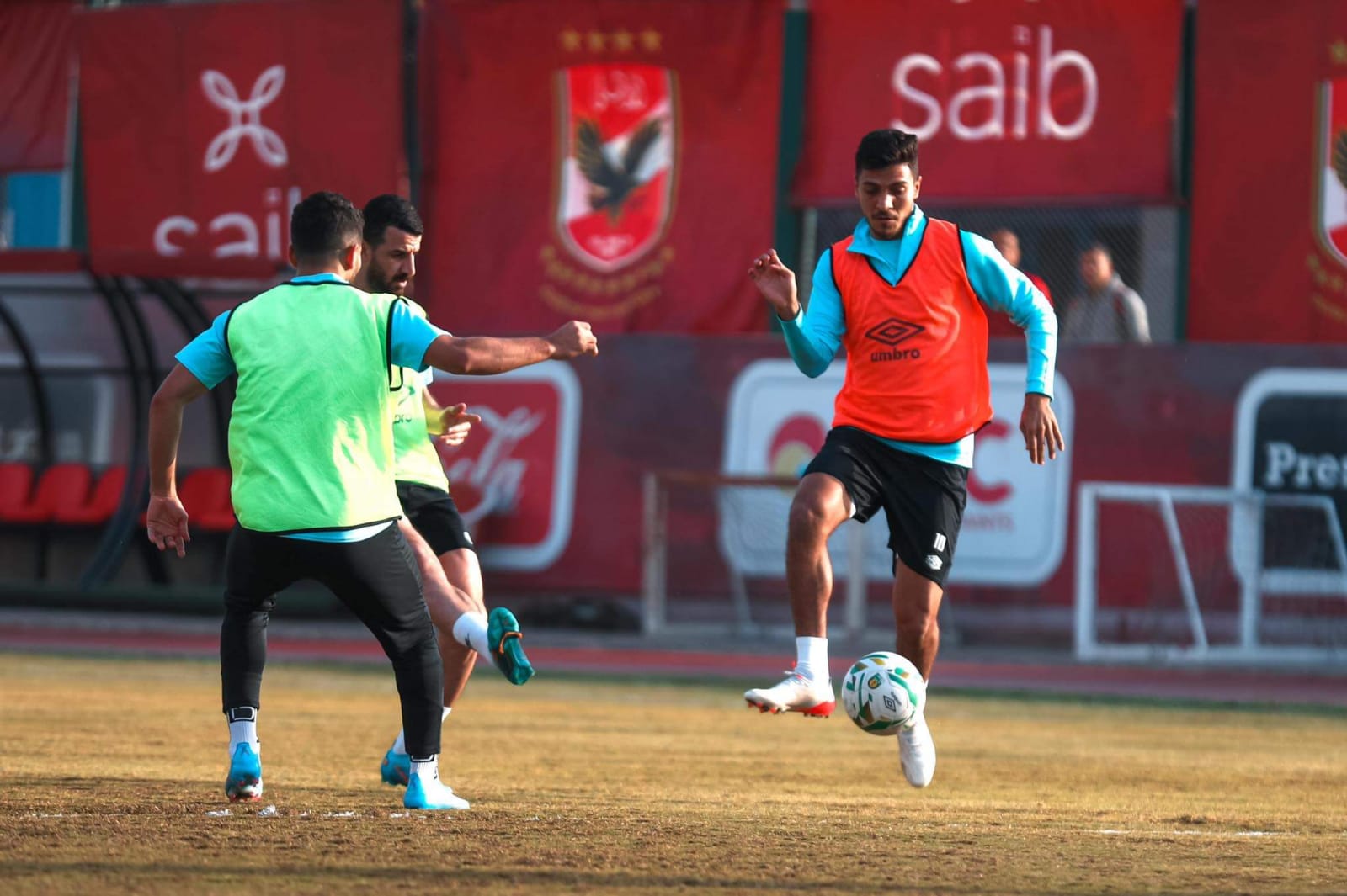 أخبار الأهلي: الأهلي يبدأ الاستعداد لمواجهة الهلال.. وموسيماني يتلقى 3 أخبار سارة