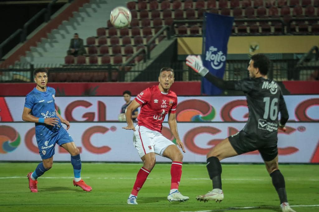 أخبار الأهلي : أول رد من الأهلي على مفاوضات الزمالك مع محمد شريف