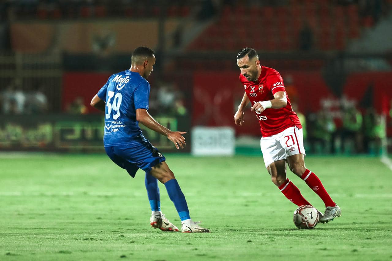 أخبار الأهلي: كولر يستقر على بديل علي معلول أمام البنك الأهلي
