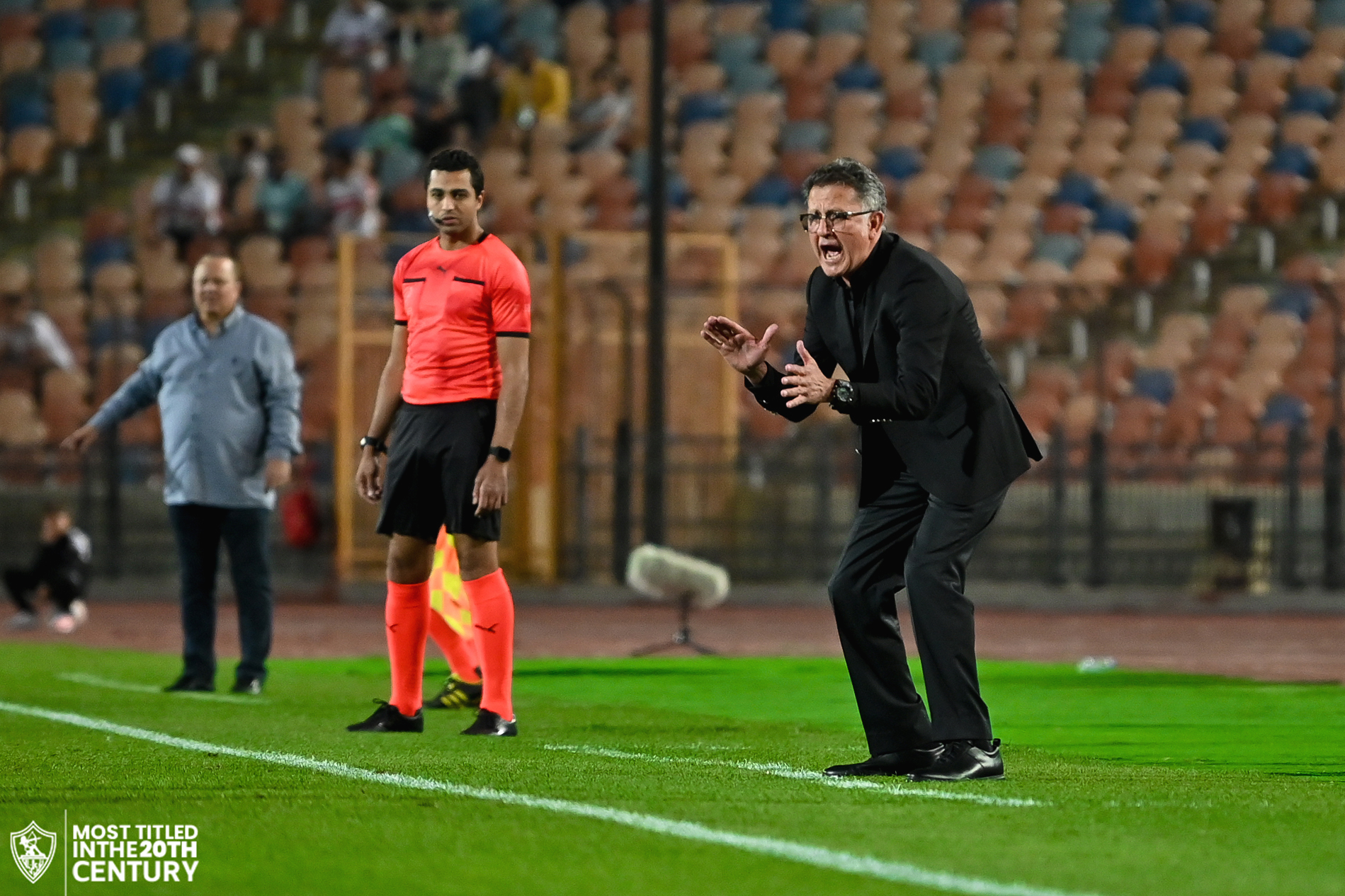 أخبار الأهلي : أوسوريو يهدد بفسخ عقده مع الزمالك بعد الخسارة من الأهلي