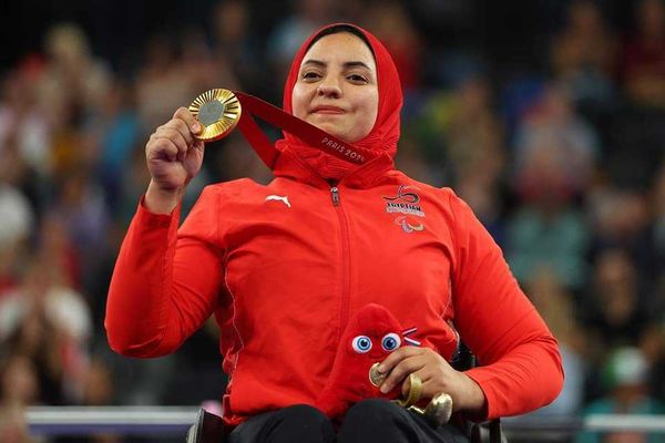 دورة الألعاب البارالمبية، رحاب أحمد تتوج بالميدالية الذهبية في رفع الأثقال