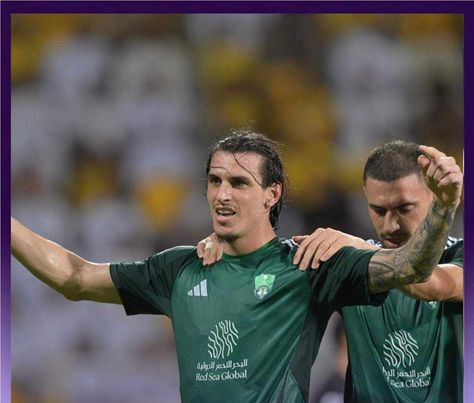 الأهلي جدة يعبر الخليج بثلاثية ….. الهلال يهزم الفيحاء بثلاثية نظيفة في الدوري روشن السعودي