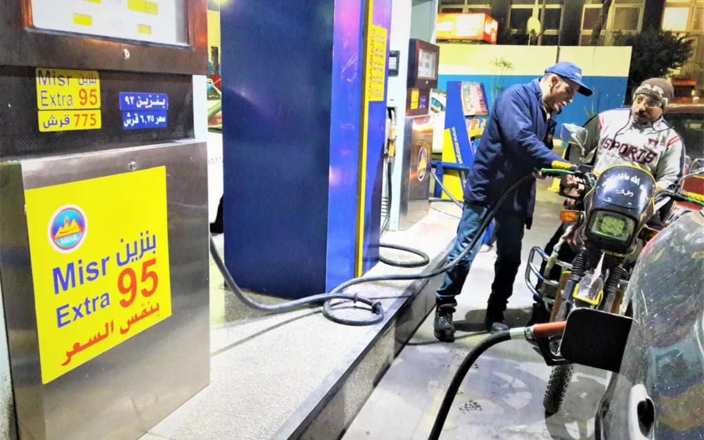 اسعار البنزين والسولار 2025 اليوم الخميس الموافق 23 يناير 2025 بالبنزينات المصرية الحكومية والخاصة