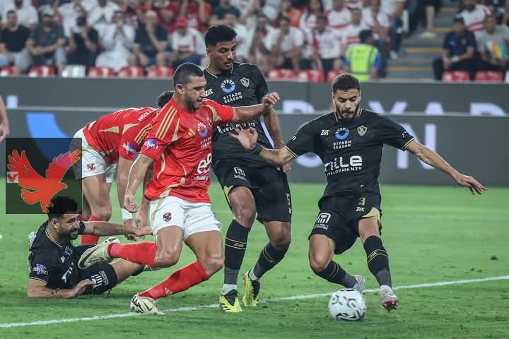 الأهلي يختتم استعداداته لمباراة القمة غدا..والزمالك ينهي معسكر اسماعيلية