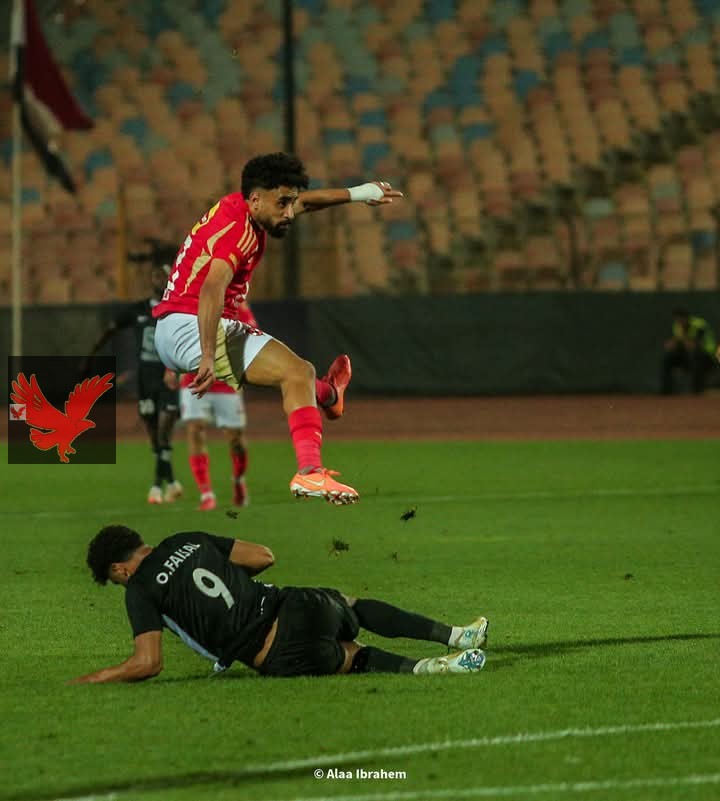 نجم الأهلي يتلقي عرضاً من الدوري القطري.. اقرأ التفاصيل