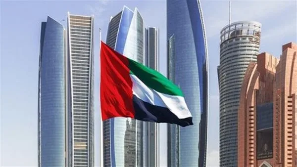 الإمارات تساند طاقم سفينة بريطانية تعرضت للاعتداء في البحر الأحمر
