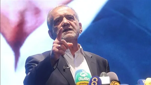 الرئيس الإيراني يطلب من الولايات المتحدة منع إسرائيل من تفجير الأوضاع في المنطقة.